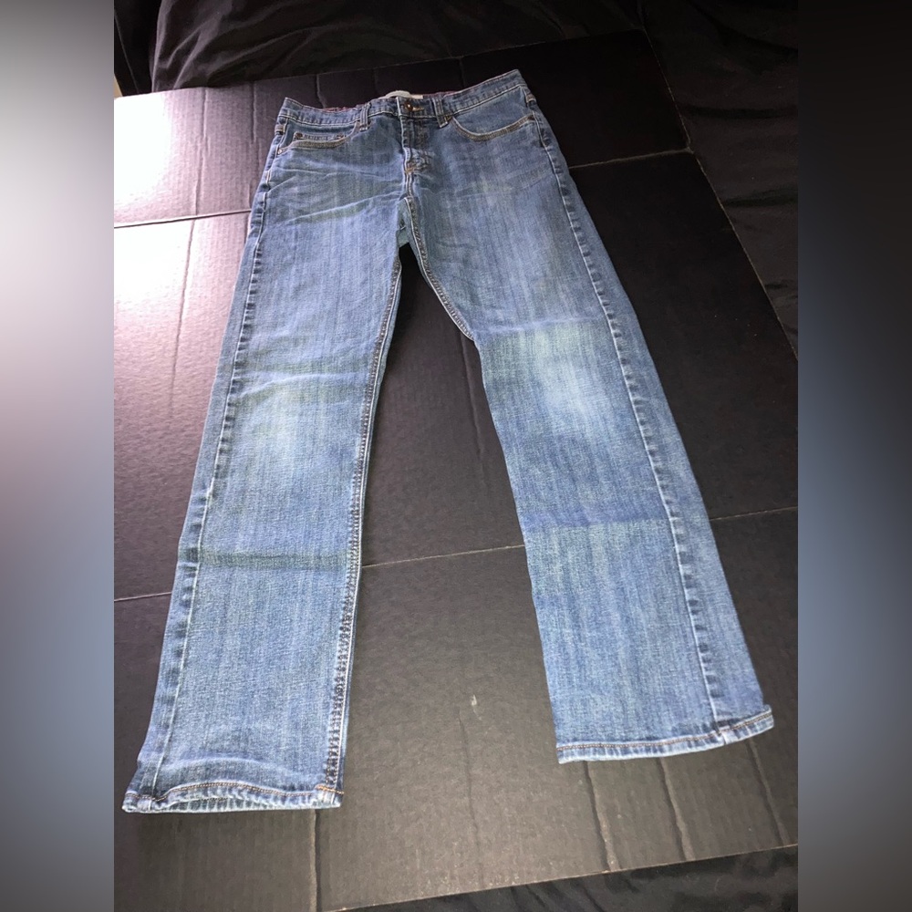 Wrangler Men's Light Blue Straight Jeans